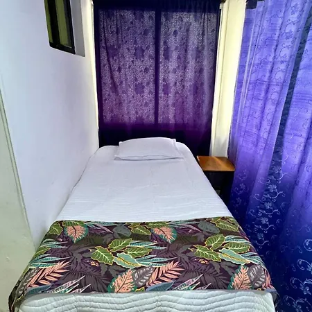 Apartamento Familiar, Frente A Mar, Bocagrande *